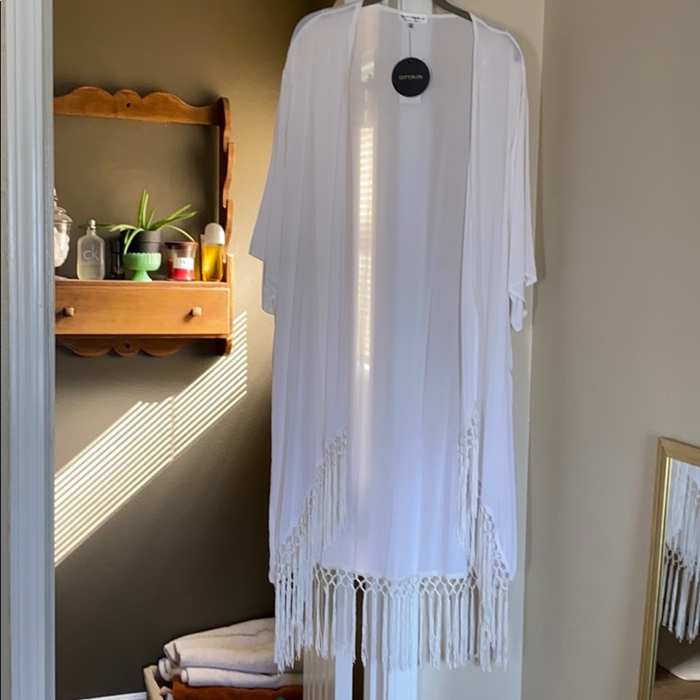 Beautiful white kimono, cotton on brand XS/S